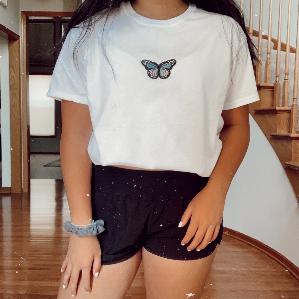 blue butterfly patch tee
